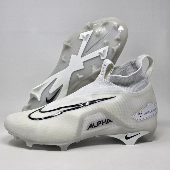 Nike Alpha Menace Elite Pure Platinum Football Cleats DM1792-109 Men Sz 13.5 New